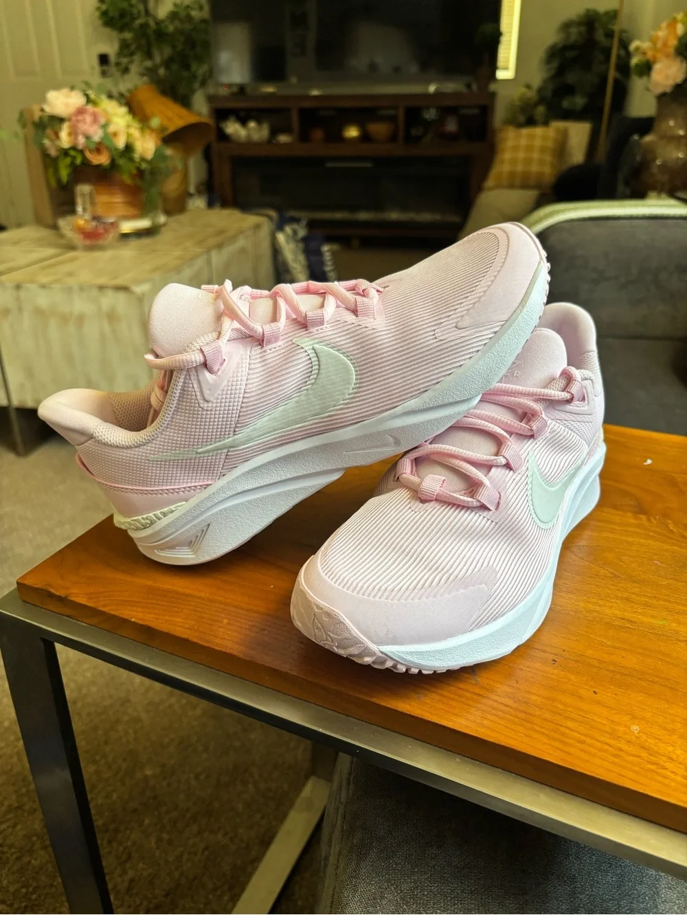 Nike (GS) Size 7Y  Big Kids Star Runner 4 Pink New DX7615-602